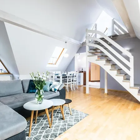 Irys Apartment *